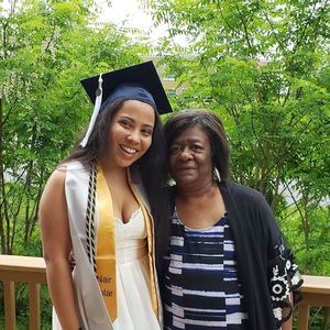 Meet your Posher, Carol